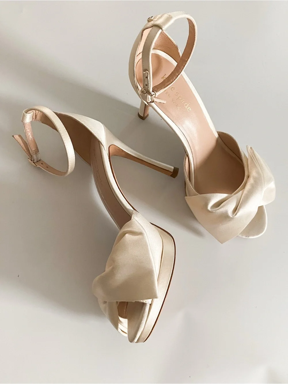 Kate Spade Ivory Luxe Satin Bow Leather Peep Toe Heels Bridal Wedding Elopement